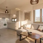 Apartment Aura