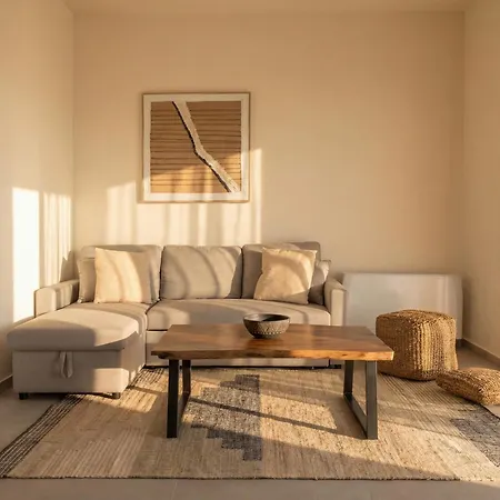 Διαμέρισμα Aura *