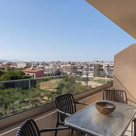 Aura Apartment *